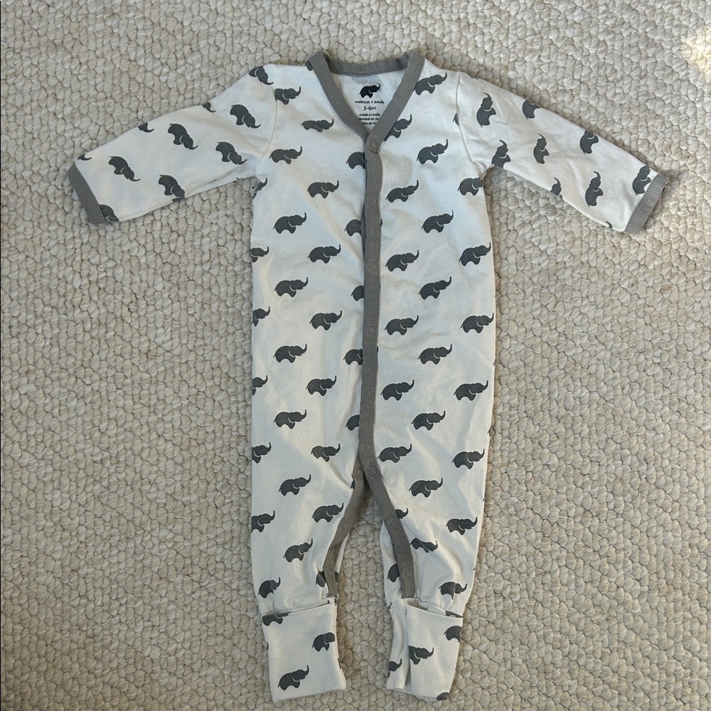 Monica & Andy elephant print sleeper